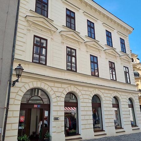 Velky Byt 3+Kk Klicperova, 2 Loznice Hradec Kralove Exterior photo